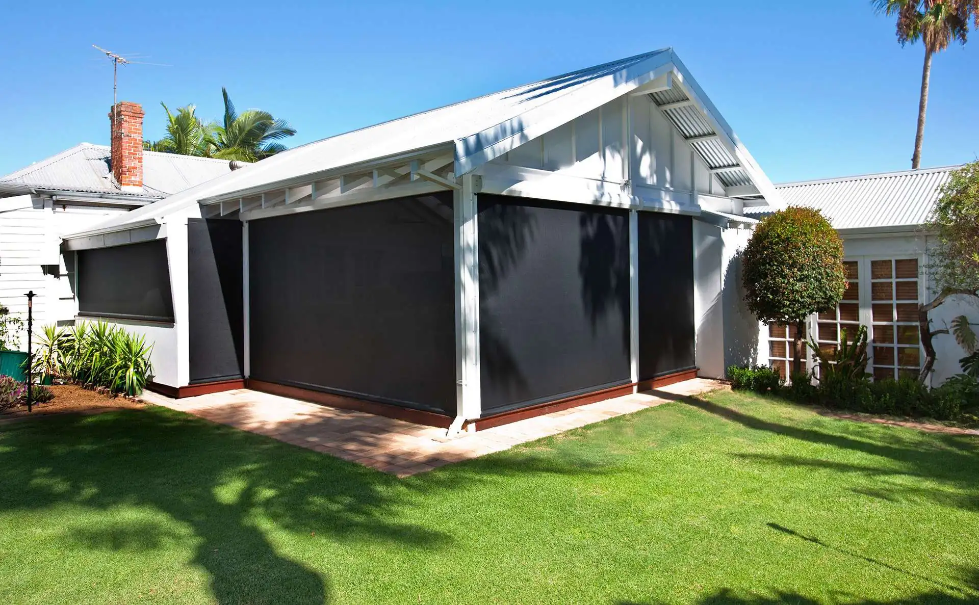 Professional Outdoor Blinds in pakistan